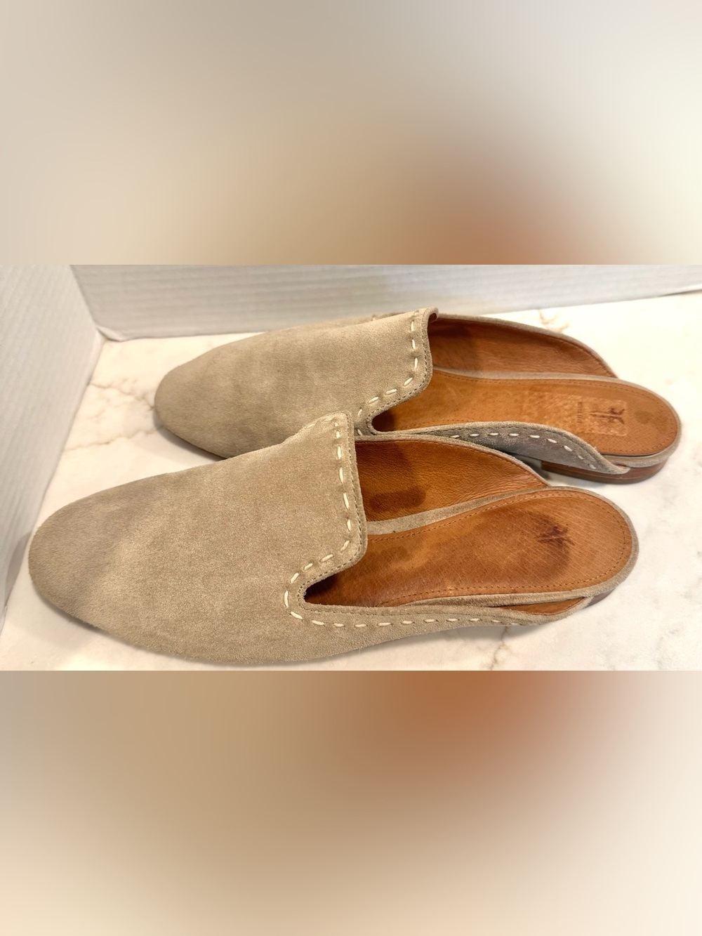 Frye Gwen Pickstitch Slides in Ash Suede